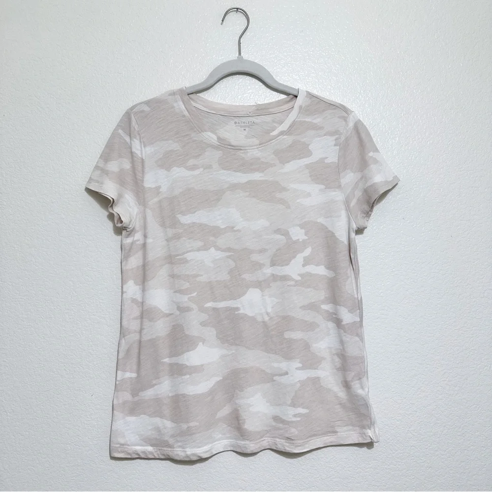 Athleta Beige Camo Short Sleeve Shirt Size M - Picture 2 of 6